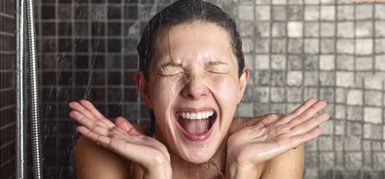 الاستحمام بالماء البارد