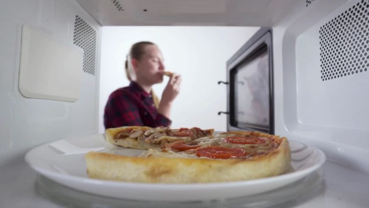 فرن الميكروويف