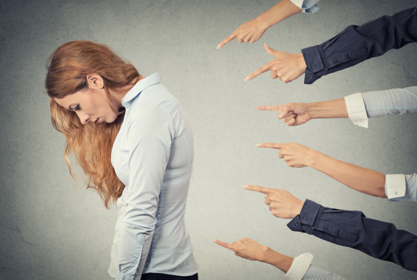 علامات على فقدان الثقة بالنفس