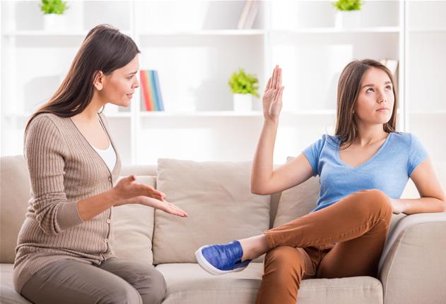 التعامل مع الفتاة المراهقة