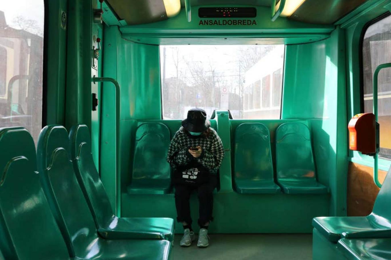 العزل الذاتي 