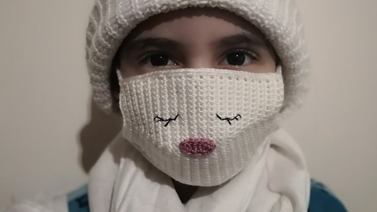 كمامات ذات أشكال مختلفة 