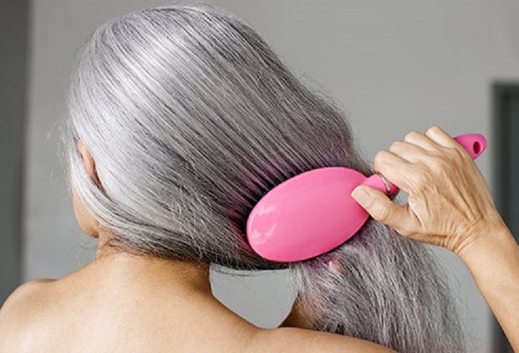 خصلات رمادية