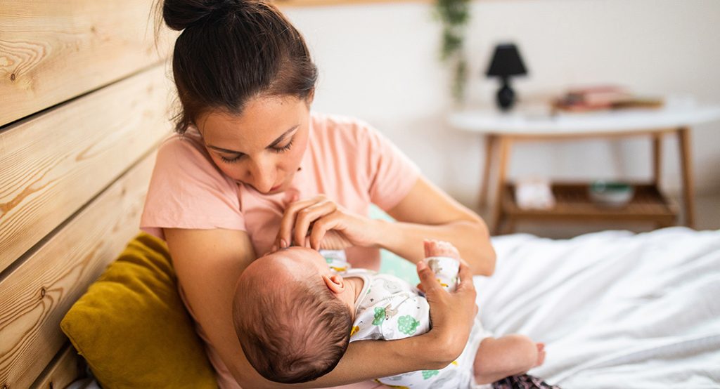 أسباب إمتناع الطفل عن الرضاعة