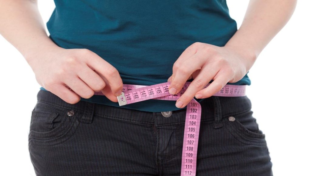 مشروبات لتخسيس البطن بعد الولادة القيصرية