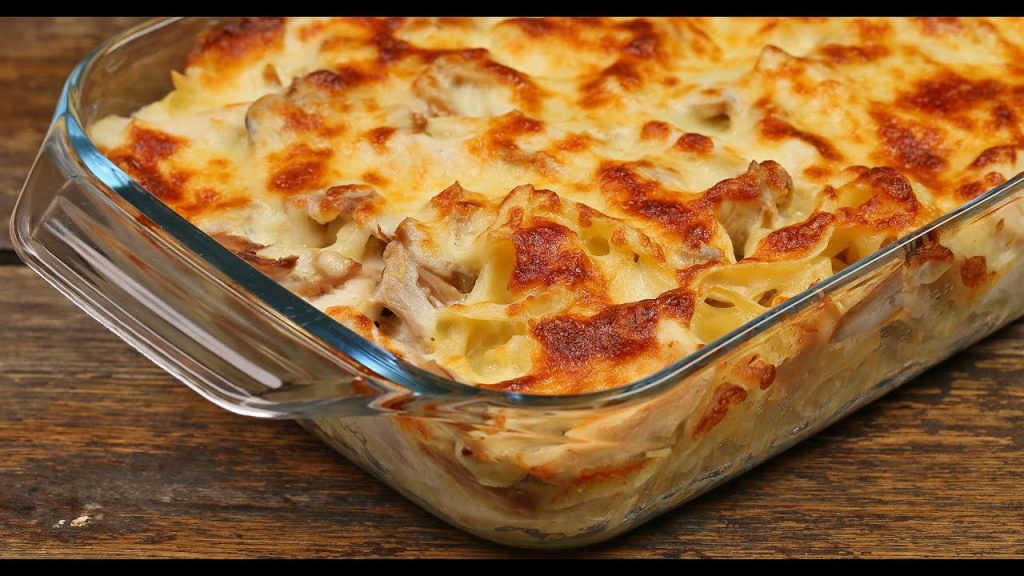 مكرونة بشاميل بالفراخ