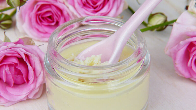 خلطات للبشرة الجافة