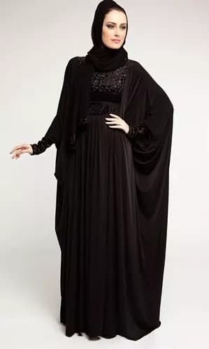 عبايات سوداء دبل كلوش