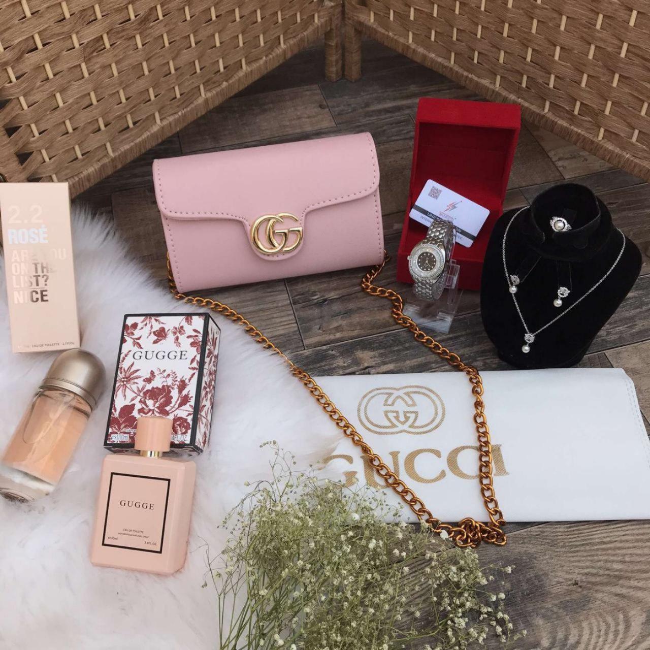 شنط قوتشي نسائي