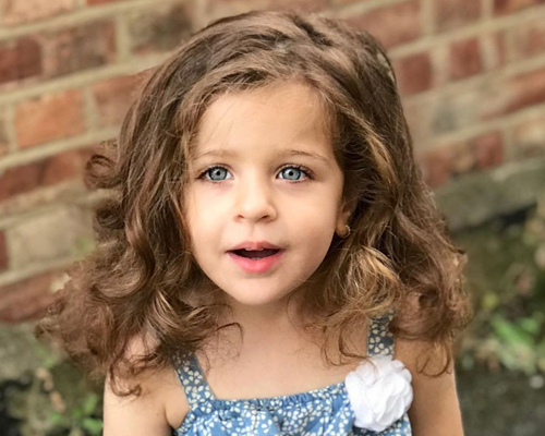 قصات شعر اطفال بنات كيرلي