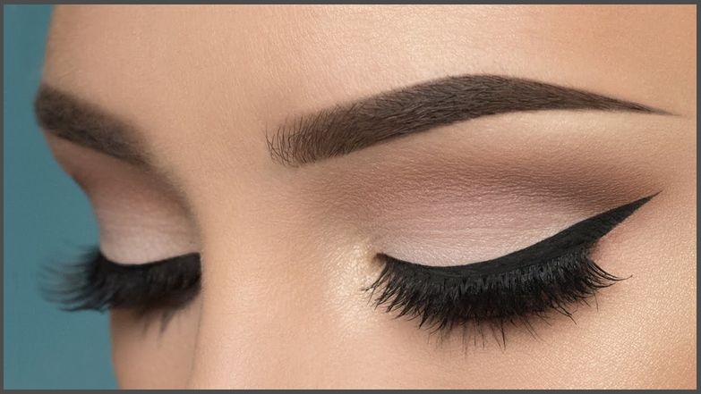 مكياج عيون ناعم وخفيف