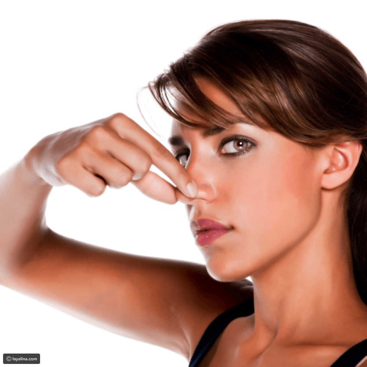 فتحات أنف واسعة 