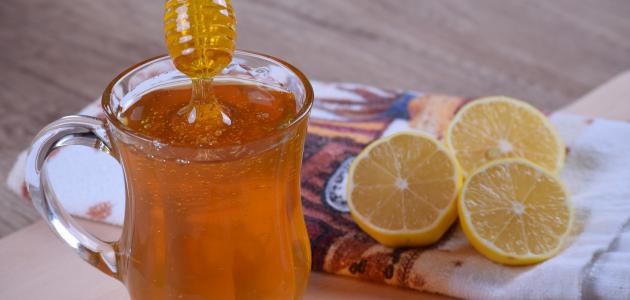 ماسك للوجه بالعسل لتفتيح البشرة