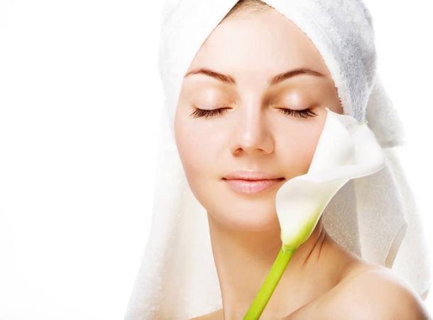 ماسك تفتيح الوجه