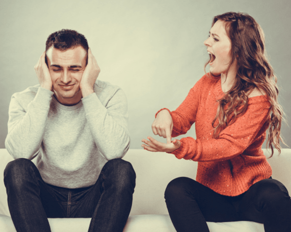 صفات الزوجة السيئة