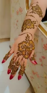 نقش حناء خليجي