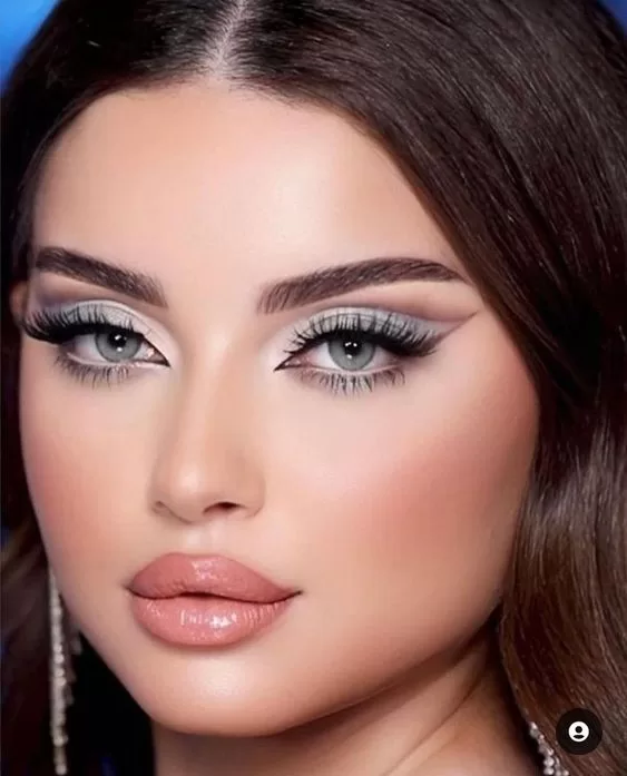 رسومات ايلاينر