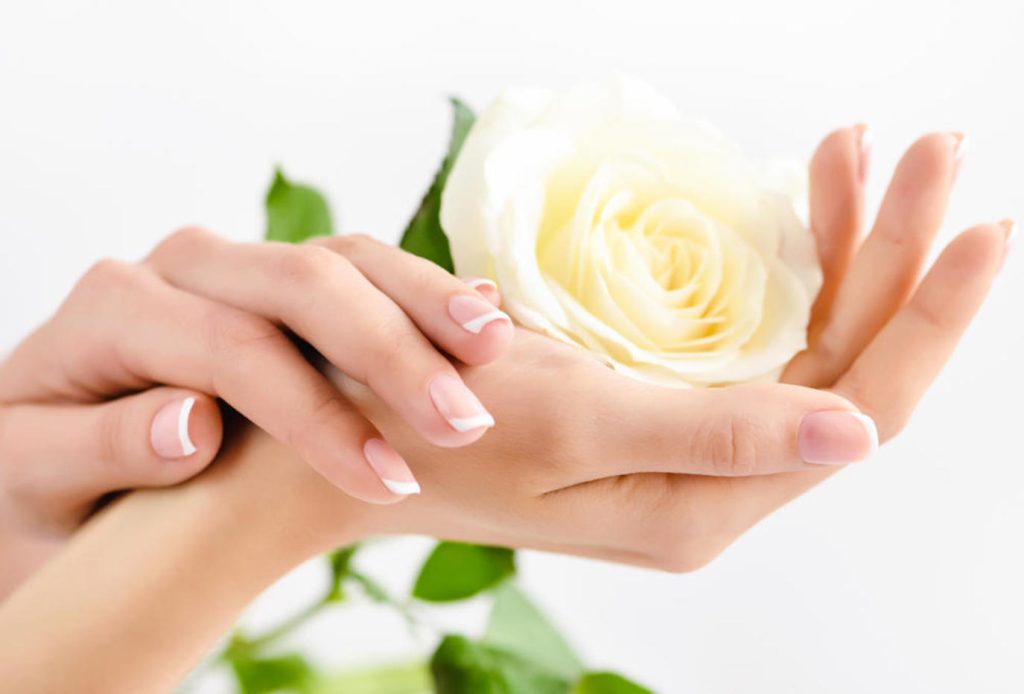 خلطة زبدة الشيا لتفتيح اليدين