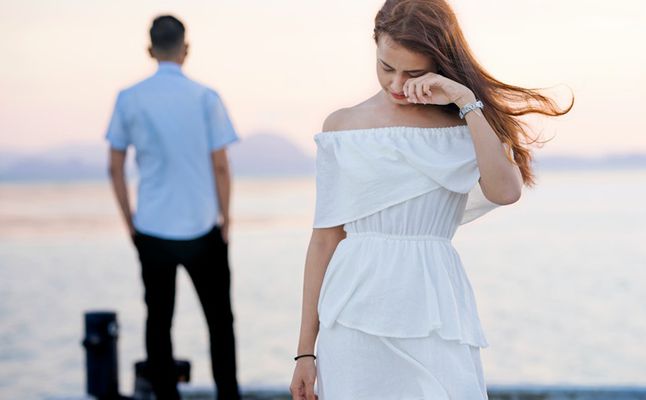 هل يعود الرجل لامرأة تركها