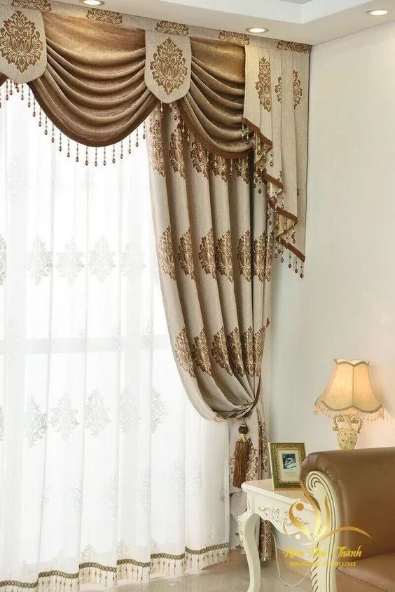 اشكال ستائر كلاسيك فخمة 2024