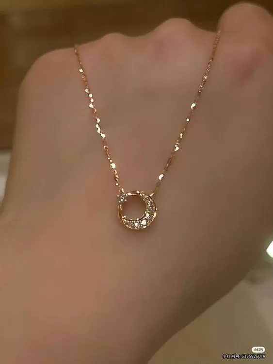 اشكال سلاسل ذهب عيار 18