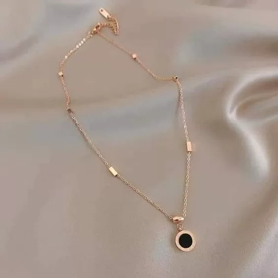 اشكال سلاسل ذهب عيار 18
