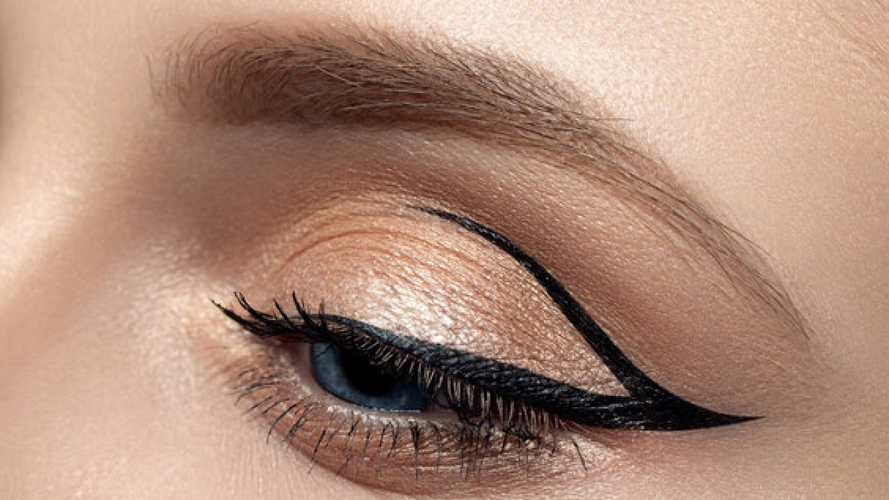 انواع رسمات الايلاينر