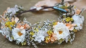 اكسسوارات فساتين خطوبة في البيت