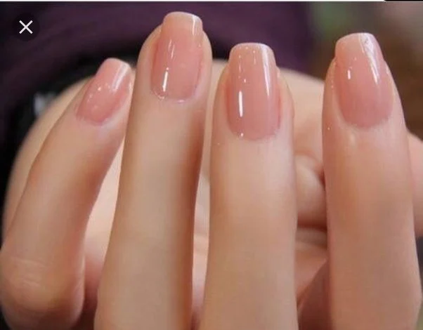 أشكال اظافر بيضاوية