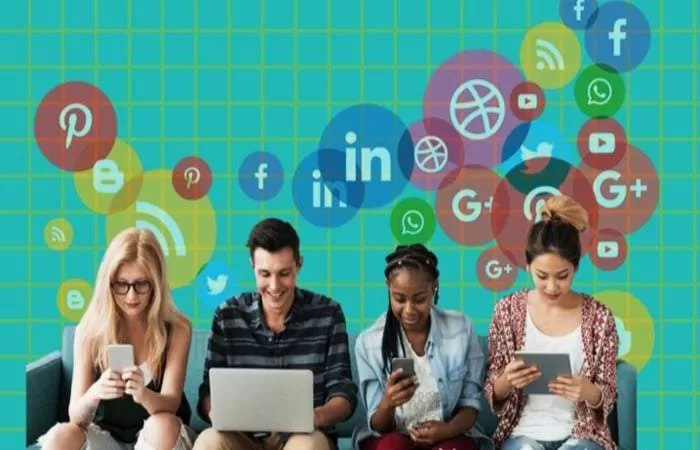 إيجابيات وسلبيات مواقع التواصل الاجتماعي