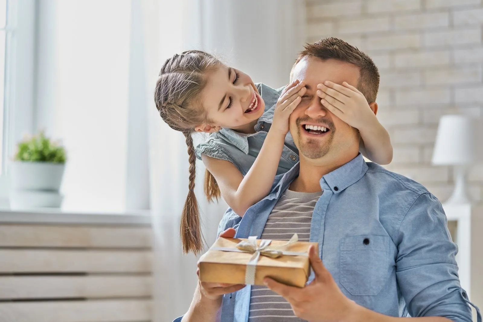 هدايا قيمة لعيد الأب العالمي
