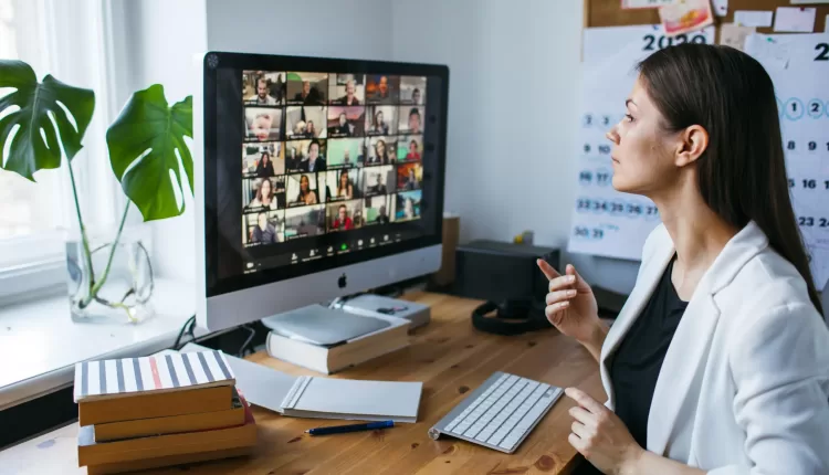 خبيرات التجميل في منزلك