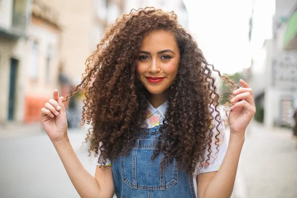 شعر بوي كيرلي للبنات